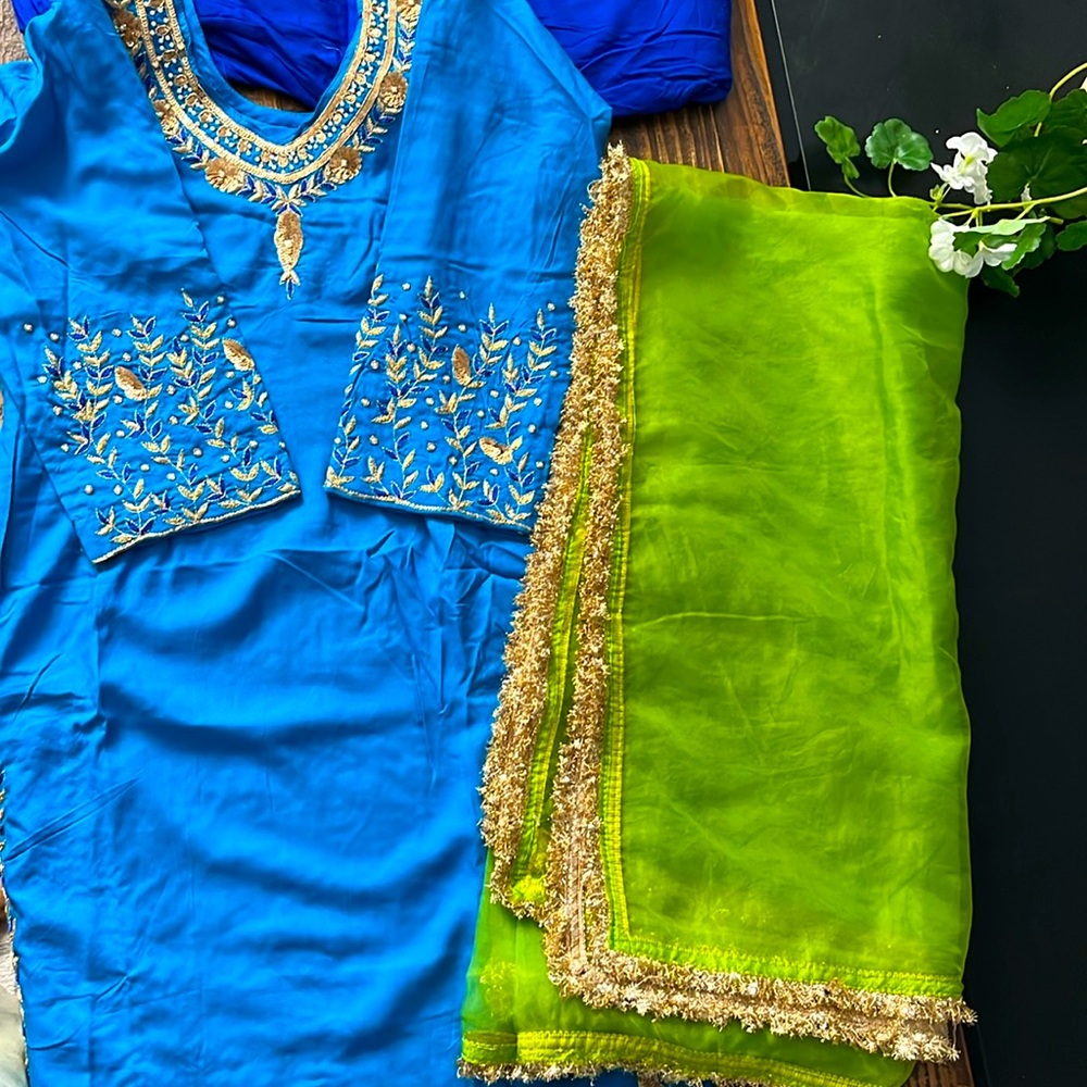 Fully boutique hand work suit